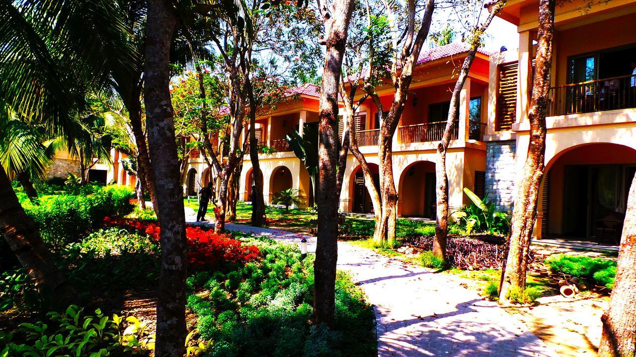Ibiza The Fern Resort & Spa, Calcutá Exterior foto